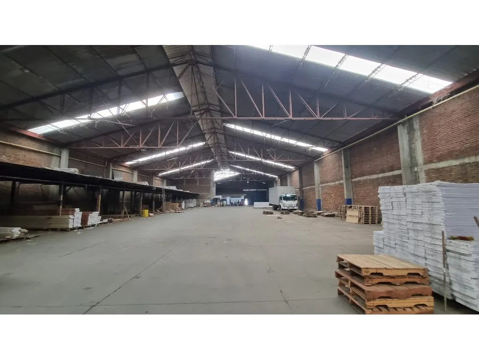 Bodega en arriendo en Buga