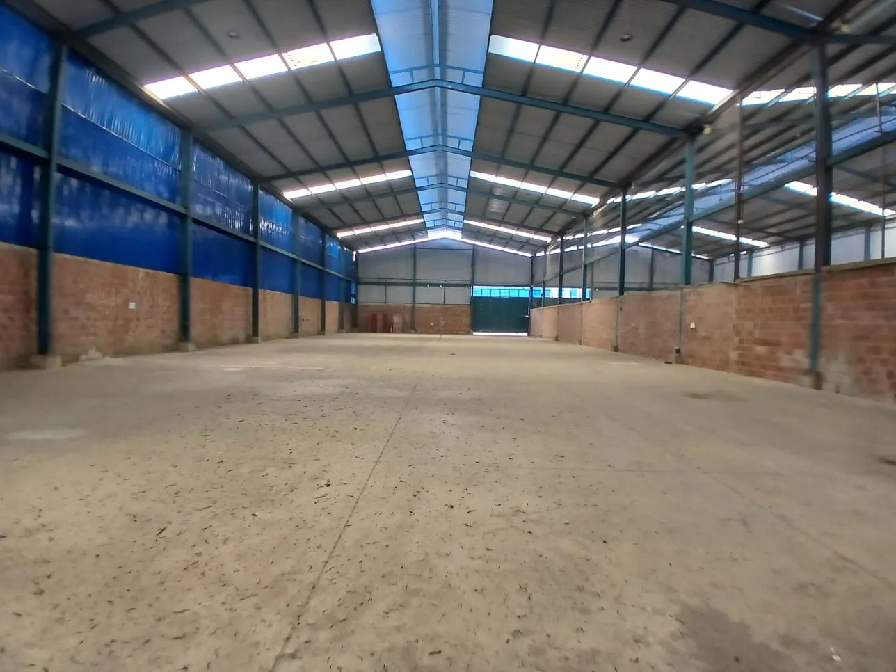 Edificio en Arriendo en Ub bosque versalles, Palmira