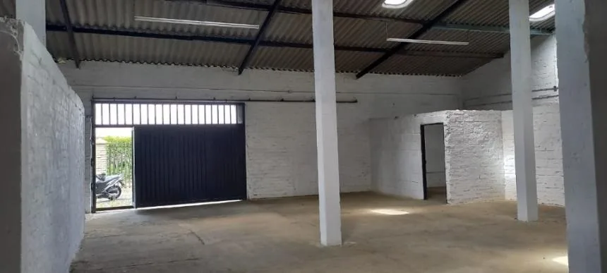 Bodega en arriendo en Los naranjos, Dosquebradas