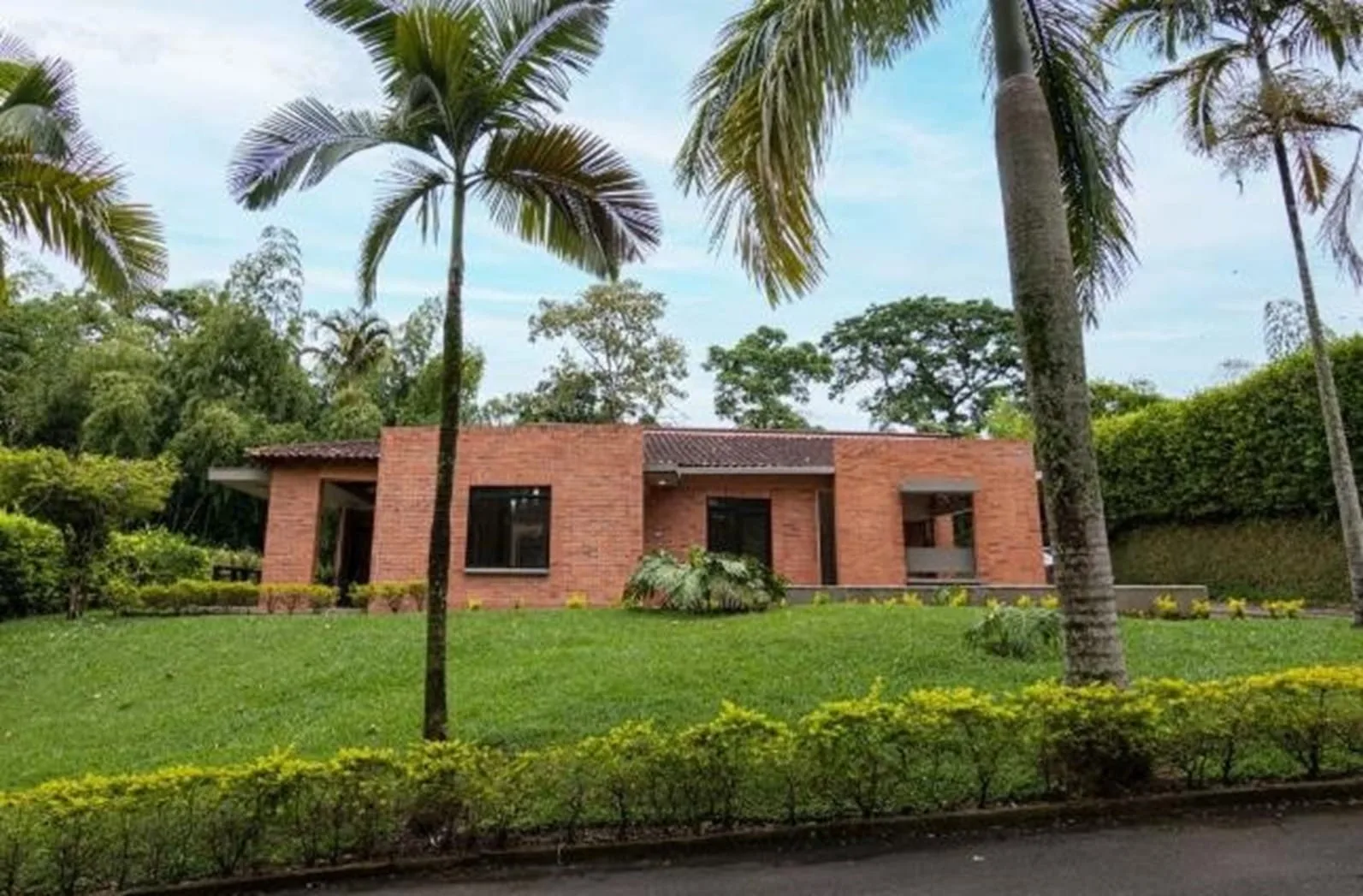 Consultorio en Arriendo en Pinares, Pereira