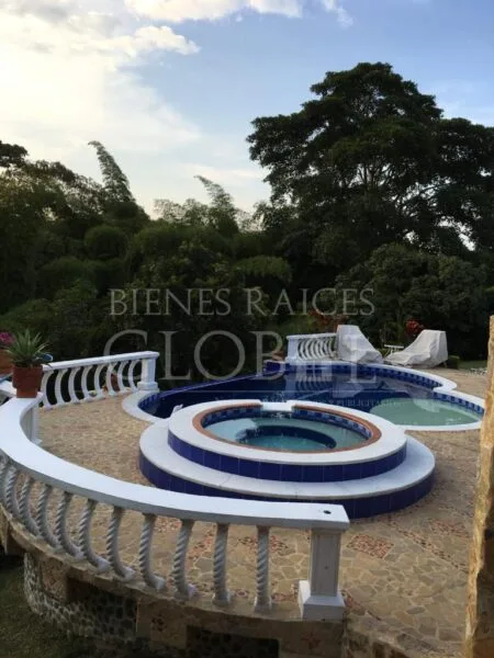 Casa Campestre en  Arriendo en Cerritos, Pereira