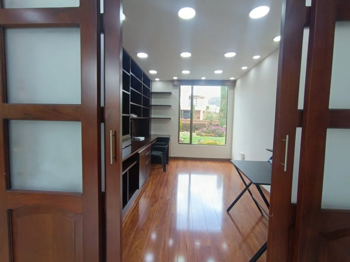 Casa Campestre en  Arriendo en Cota