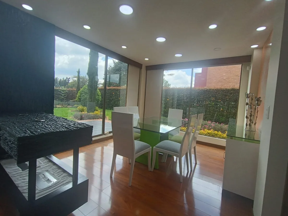 Casa Campestre en  Arriendo en Cota