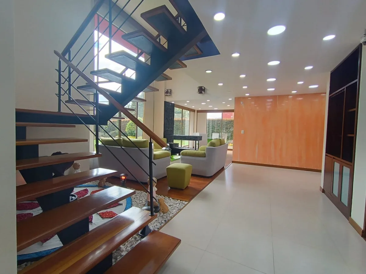 Casa Campestre en  Arriendo en Cota