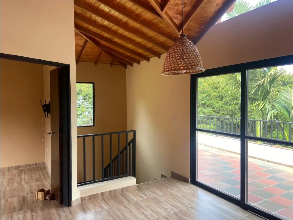 Casa Campestre en Arriendo en Guarne