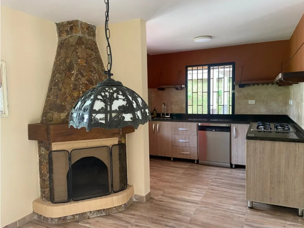 Casa Campestre en Arriendo en Guarne