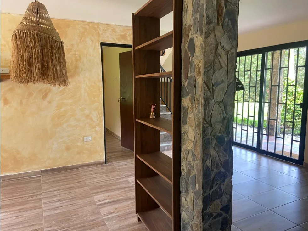 Casa Campestre en Arriendo en Guarne