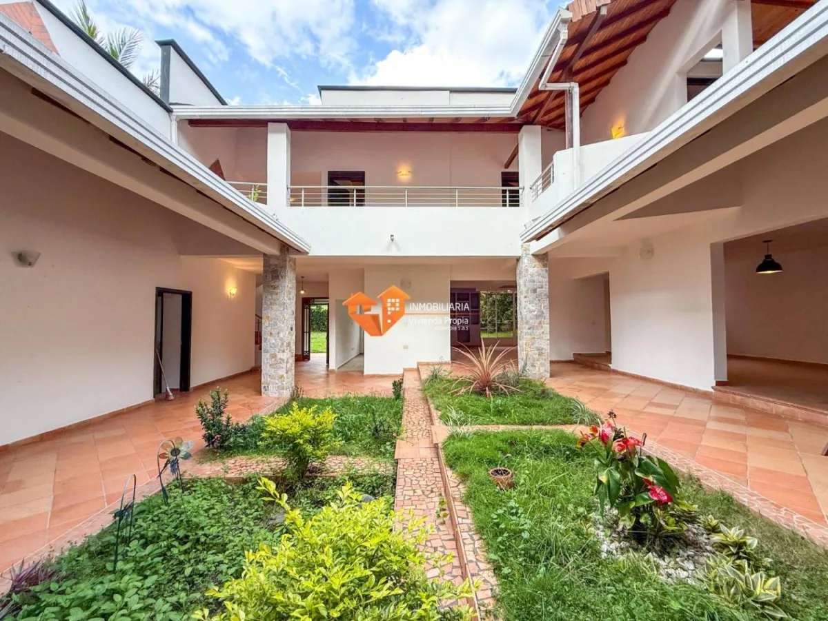 Casa Campestre en Arriendo en Guayanas, Floridablanca