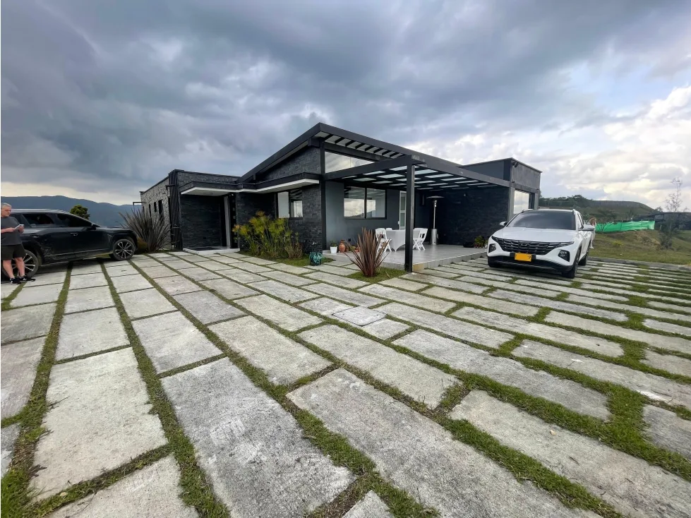 Casa Campestre en  Arriendo en Pantanillo, El Retiro