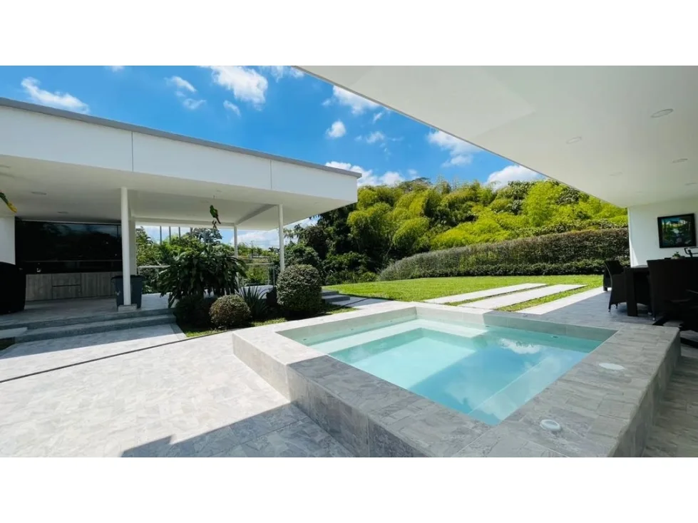 Casa Campestre en Arriendo en Pinares, Pereira