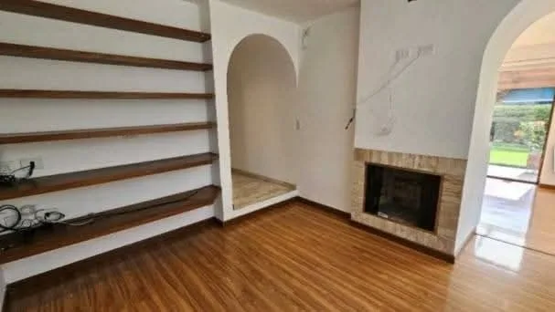 Casa Campestre en Arriendo en Santa ana de chia, Chía