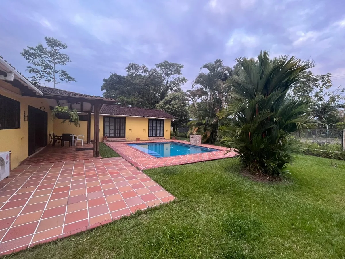 Casa Campestre en Arriendo en Vanguardia, Villavicencio