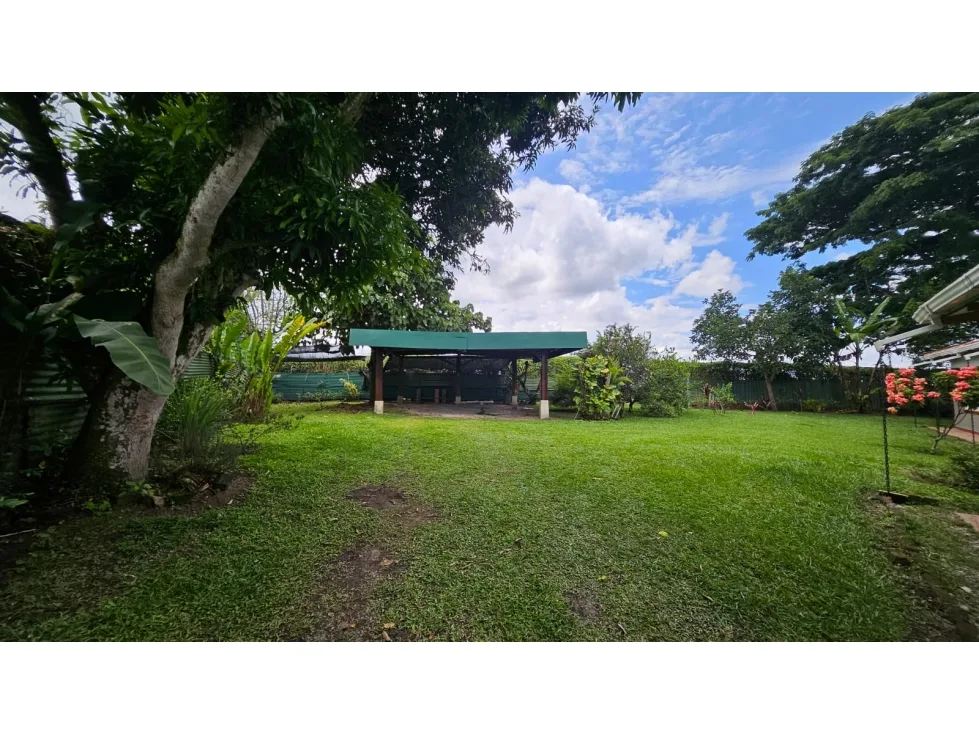 Casa Campestre en Arriendo en Vía El Caimo, Armenia