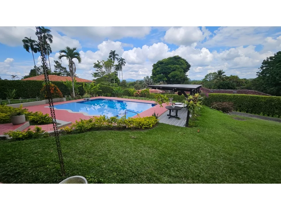 Casa Campestre en Arriendo en Vía El Caimo, Armenia