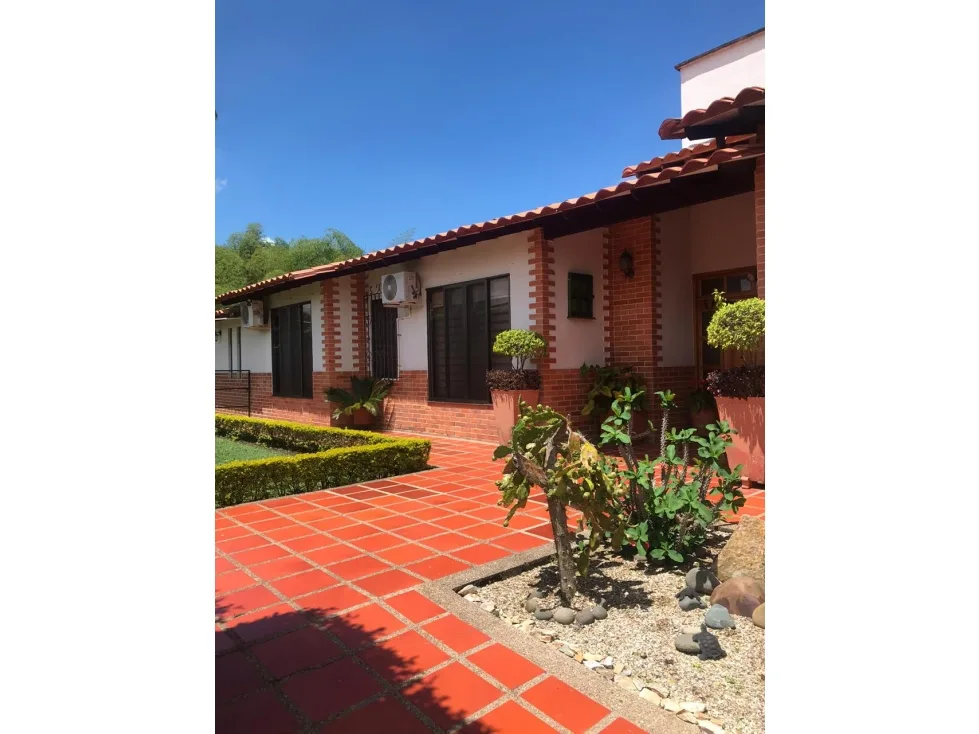 Casa Campestre en arriendo en Cerritos, Pereira