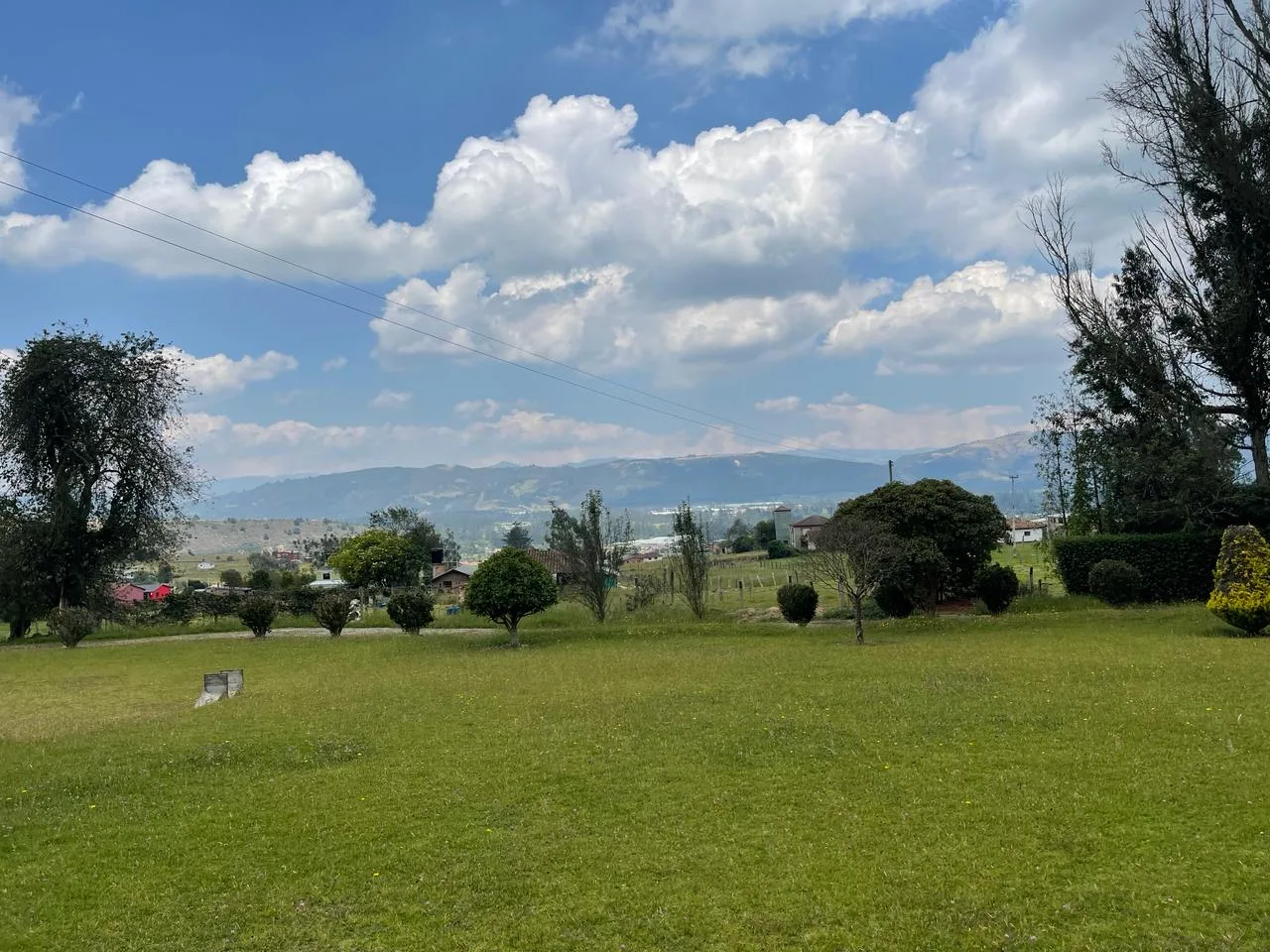 Casa Campestre en arriendo en Sesquilé