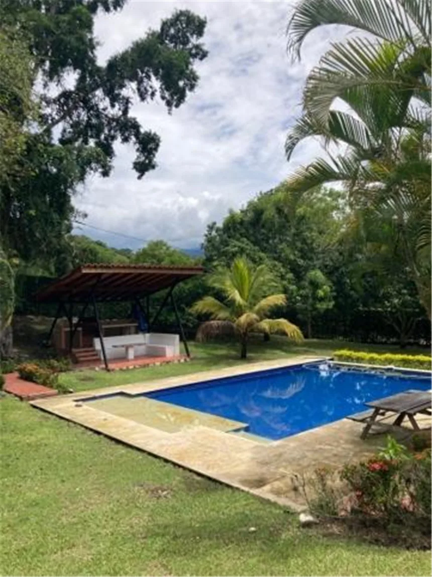 Casa Lote en arriendo en La chica, Anapoima