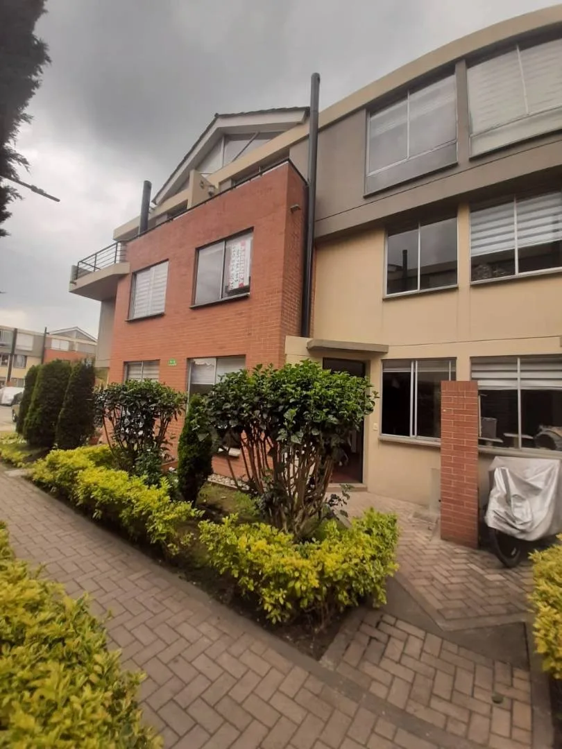 Apartamento en arriendo en Alcala, Mosquera