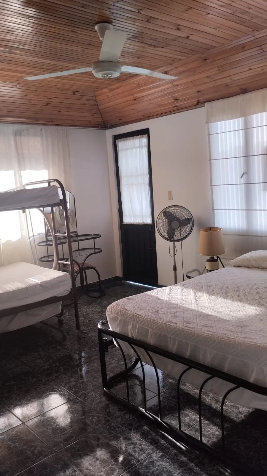 Casa en Arriendo en Carmen de Apicalá