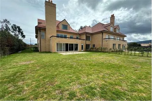Casa en Arriendo en Centro historico, Chía