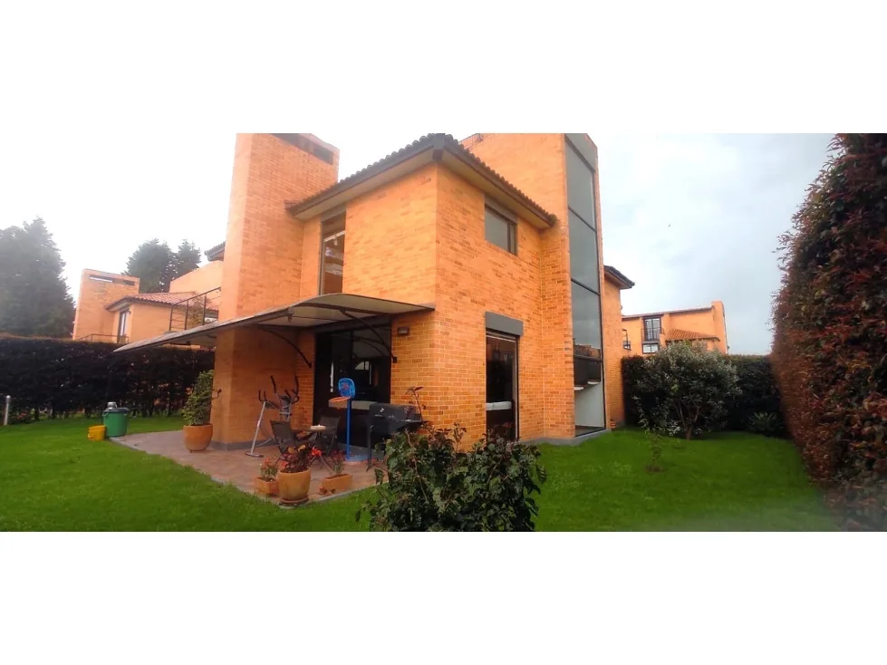 Casa en arriendo en Ub senderos de chia, Chía