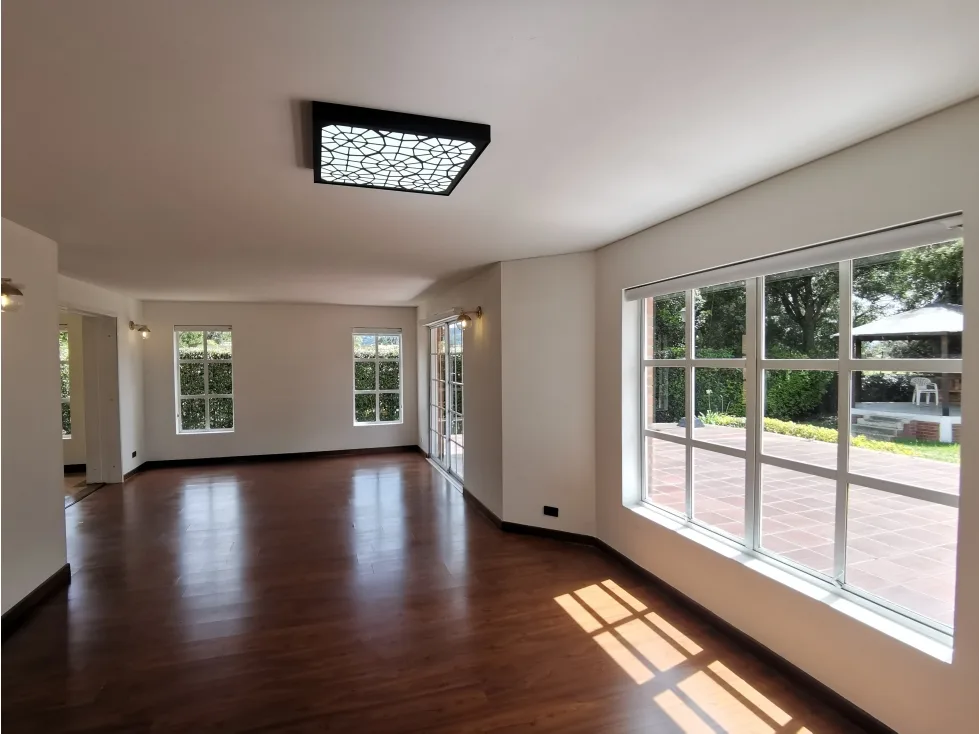 Casa en Arriendo en Vereda La Balsa, Chía