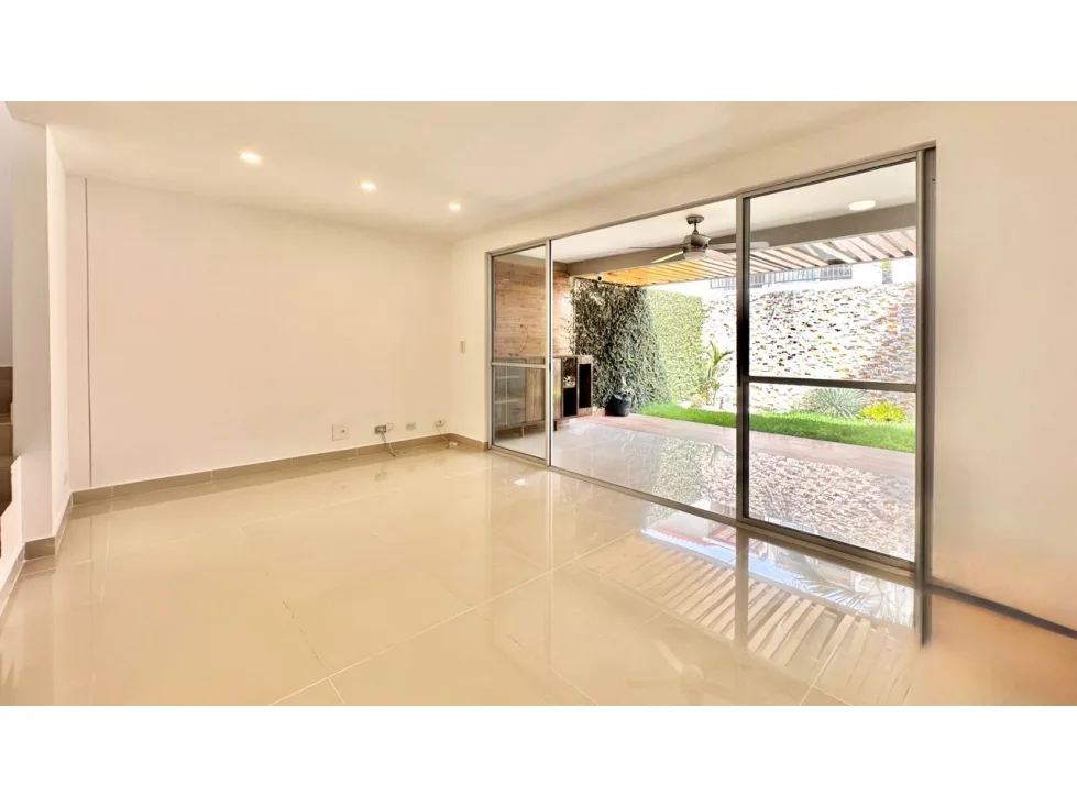 Casa en Arriendo en Ciudad Country, Jamundí