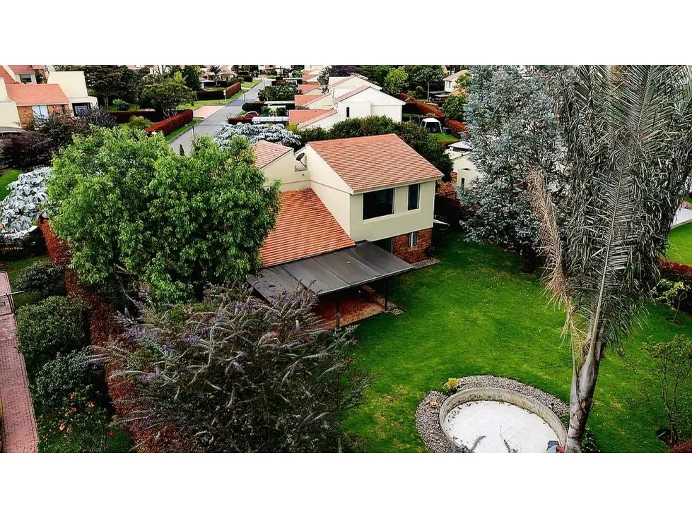 Se Arrienda Apartamento en Lomas las Brujas