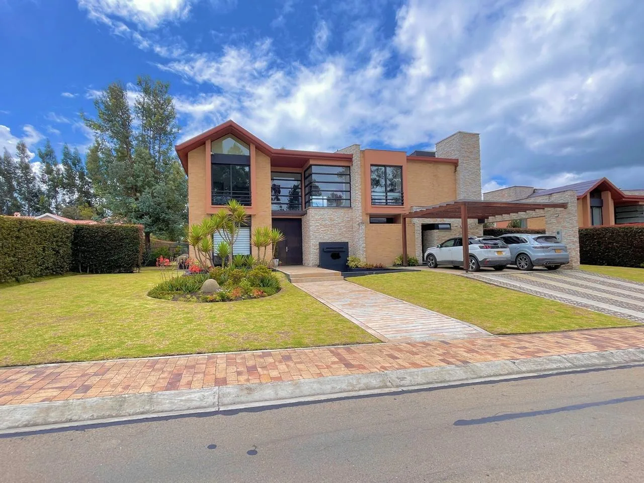 Casa en Arriendo en Hatogrande, Sopó