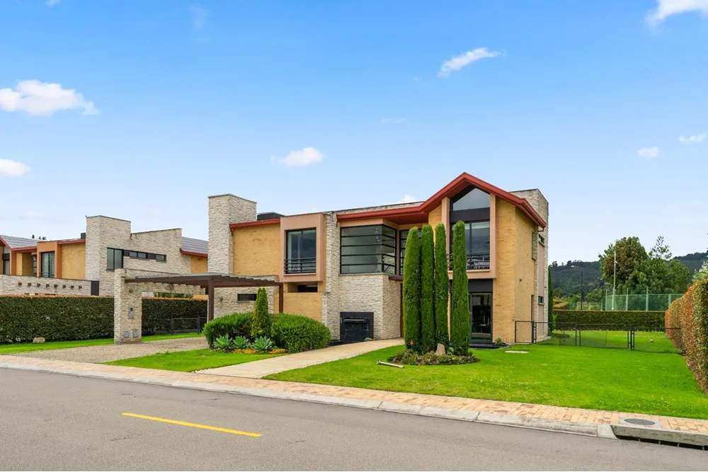 Casa en Arriendo en Hatogrande, Sopó