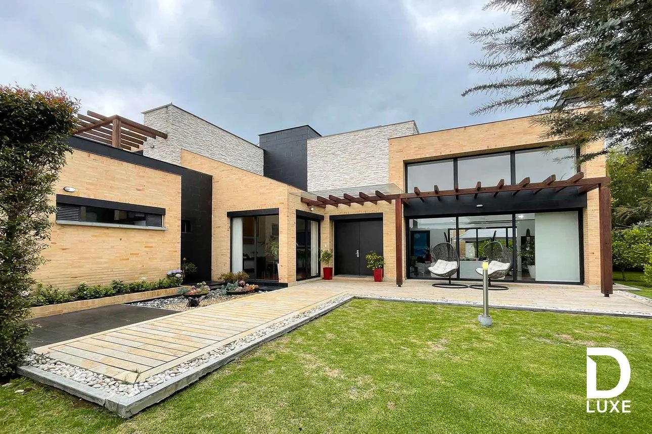 Casa en Arriendo en Hatogrande, Sopó