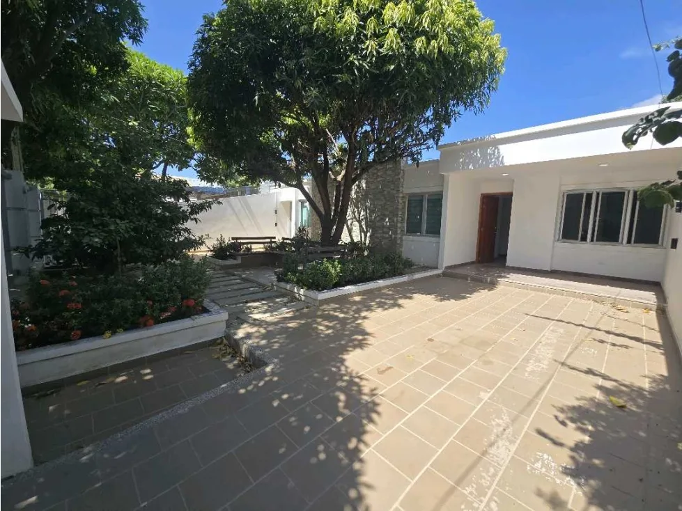 Local en arriendo en URBANIZACION CANARIAS, Santa marta