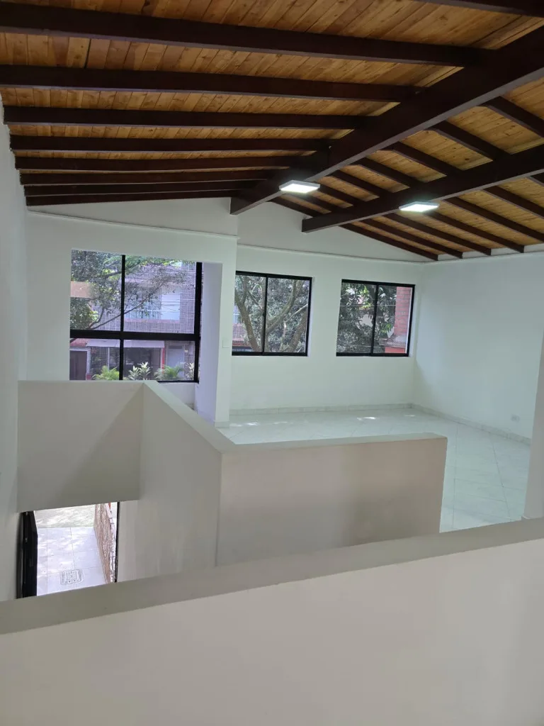 Apartamento en Arriendo en Zuñiga, Envigado