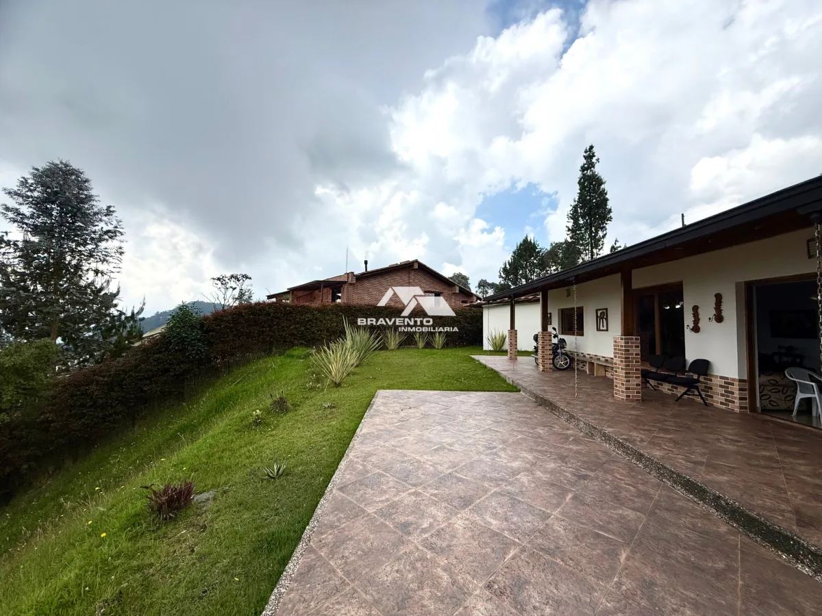 Apartamento en Arriendo en Loma Benedictinos, Envigado