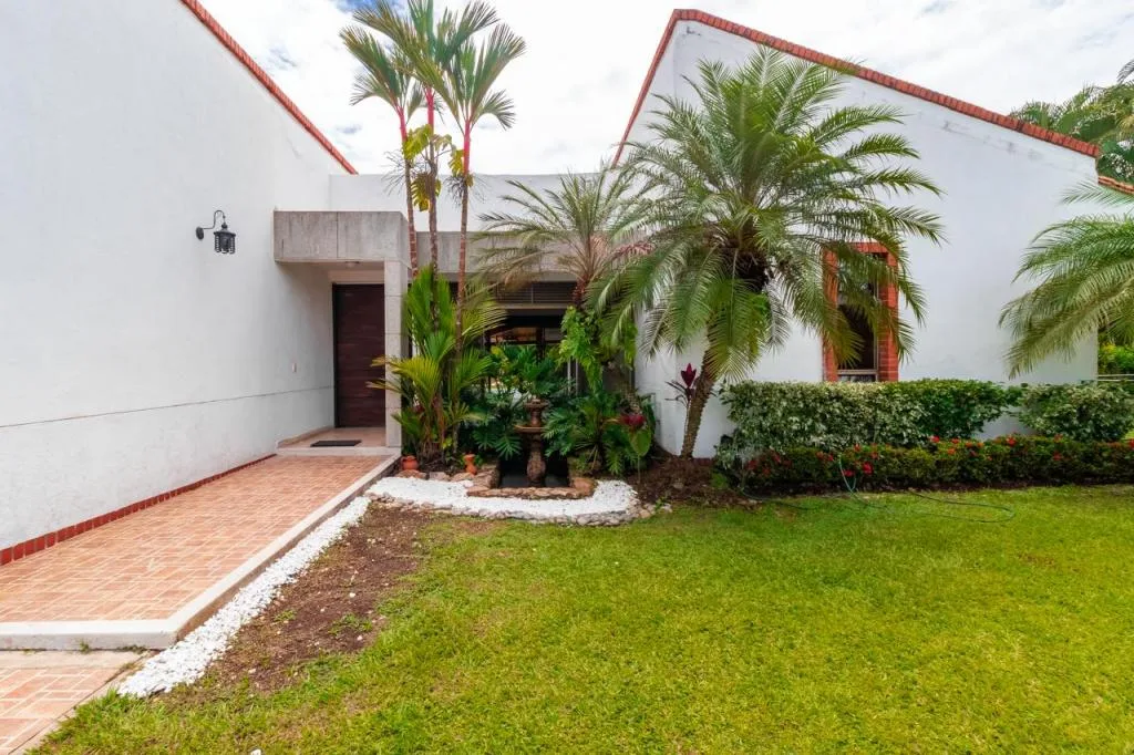 Casa en Arriendo en Las Mercedes, Jamundí