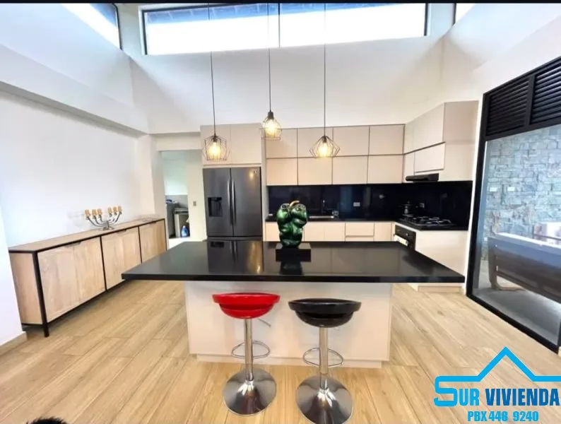 Casa en Arriendo en Loma del Escobero, Envigado