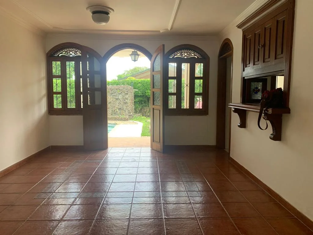 Casa en Arriendo en Las Mercedes, Zona Occidente, Jamundí