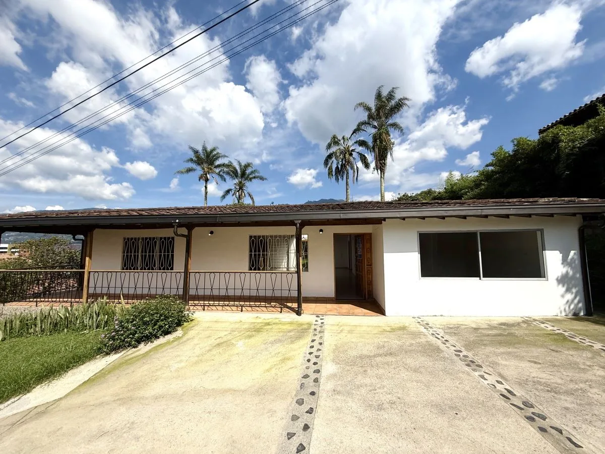 Casa en  Arriendo en Las antillas, Envigado