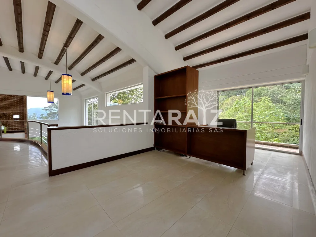 Casa en Arriendo en Loma del Escobero, Envigado
