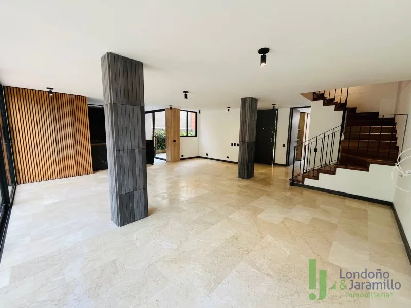 Casa en Arriendo en Loma del Escobero, Envigado