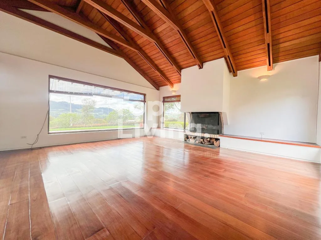 Casa en Arriendo en La violeta, Sopó