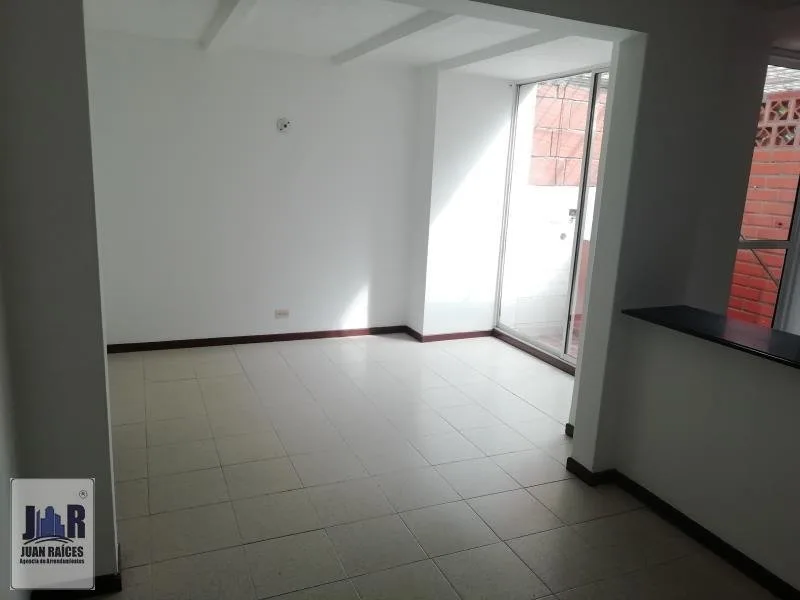 Apartaestudio en Arriendo en Loma del Escobero, Envigado