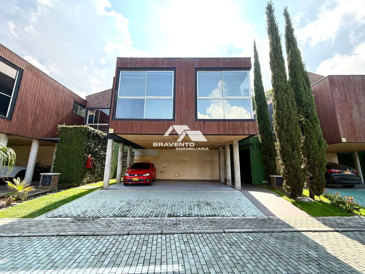 Casa en Arriendo en Montessori, Envigado