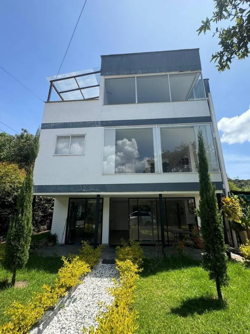 Apartamento en Arriendo en Las brujas, Envigado