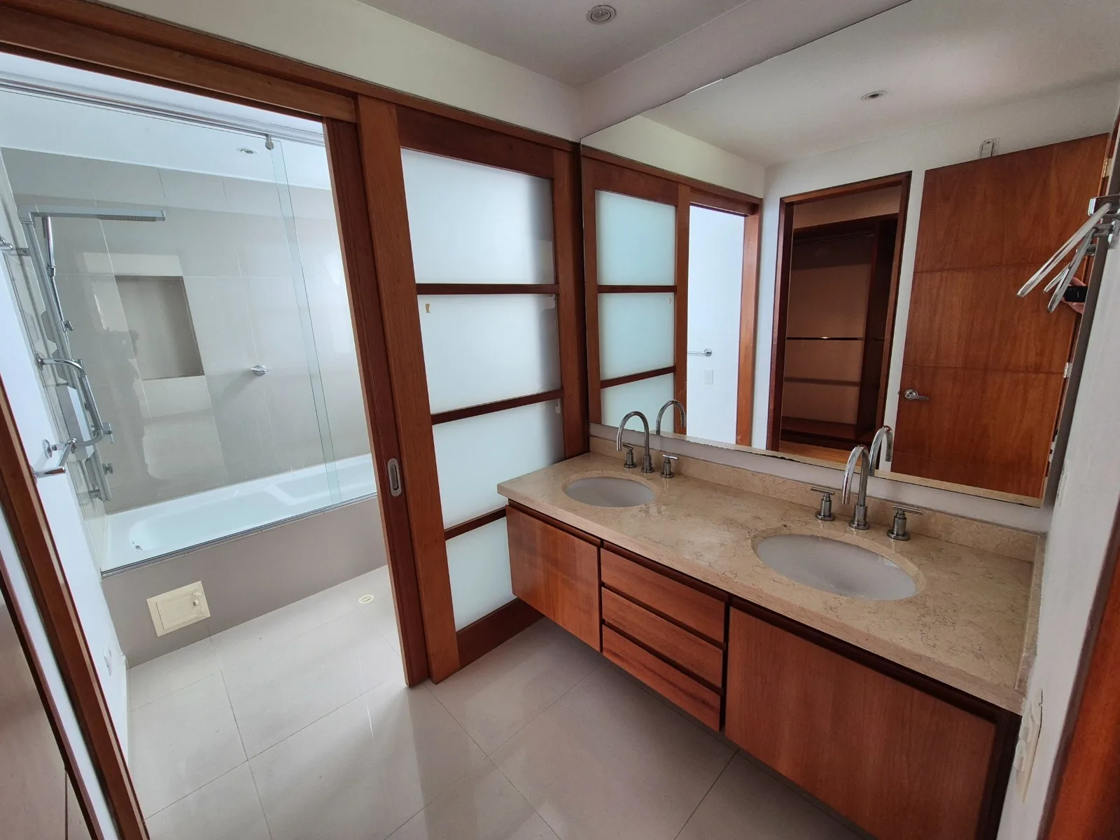 Casa en Arriendo en Santa ana de chia, Chía