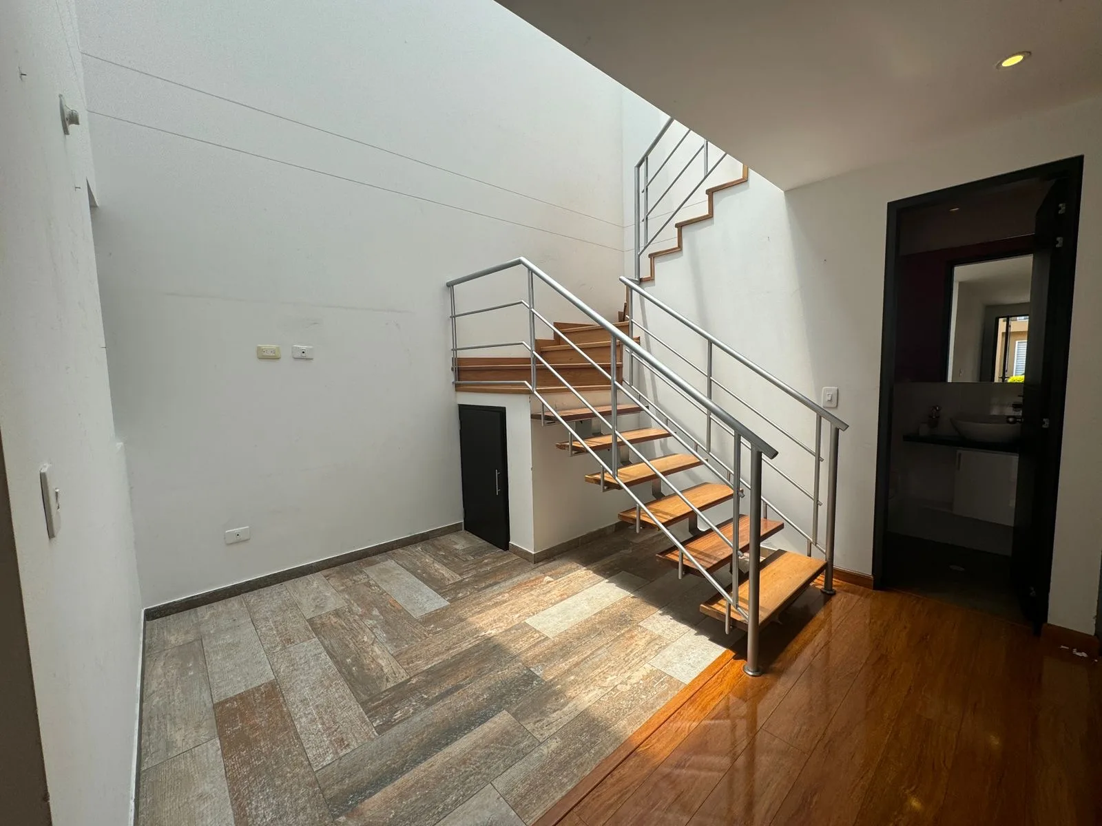 Oficina en Arriendo en Hatogrande, Cajicá