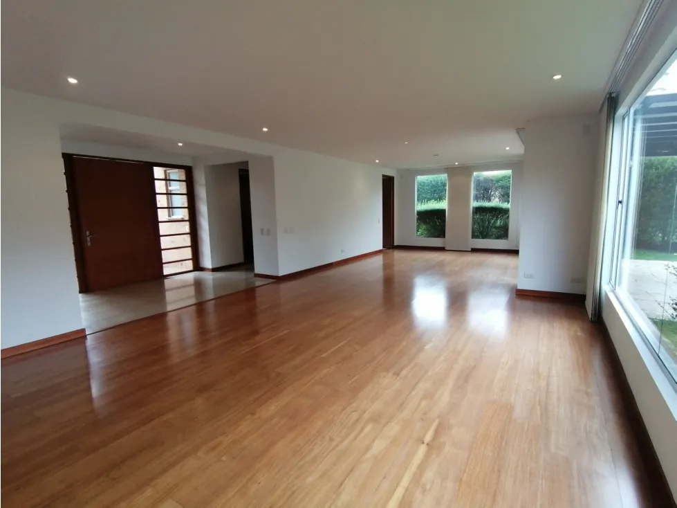 Casa en Arriendo en Guaymaral, Chía