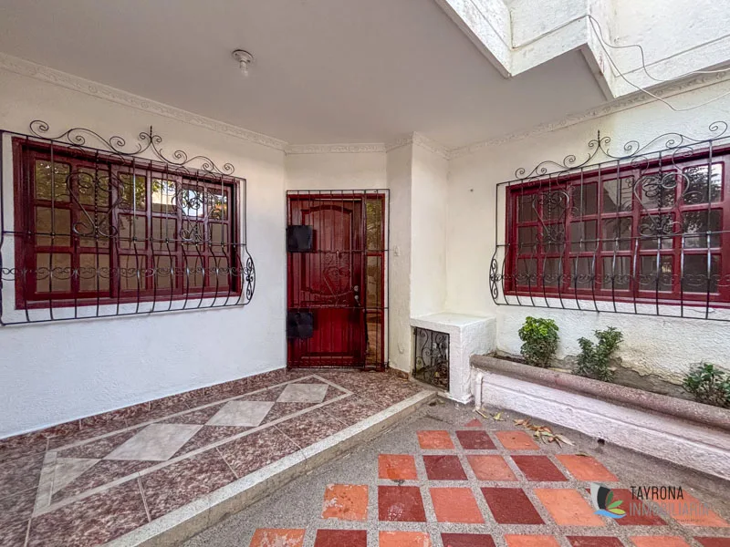 Casa en arriendo en Los alcazares, Santa marta