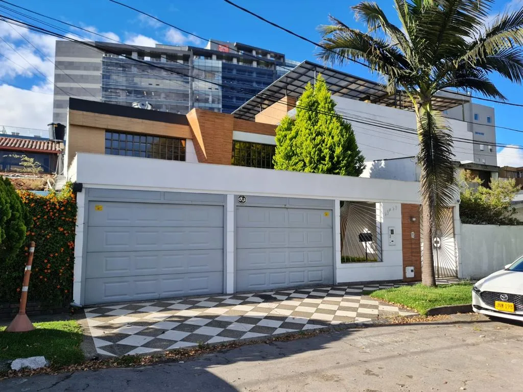Casa en arriendo en Pasadena, Bogotá