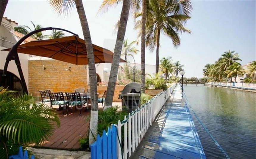 Casa en arriendo en Pozos Colorados, Santa marta